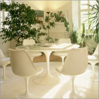 Knoll Saarinen Table 