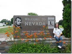 0355 Nevada IA Welcome Monument