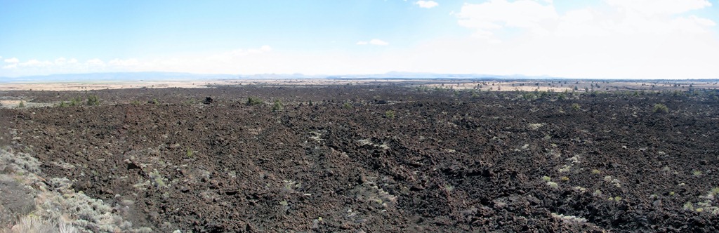 [1547 Devils Homestead Lava Beds National Monument CA Stitch[3].jpg]