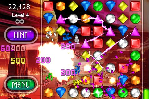 將HyperCube與相鄰的紫色寶石對調後，畫面中所有的紫色寶石都被引爆了