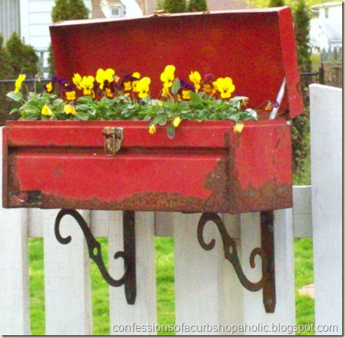 Plant flowers in a toolbox planter! The perfect upcycled flower box idea.