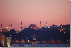 Turkia 2009 - Estambul  - Uskudar, Harem (lado asiatico del Bosforo)    382
