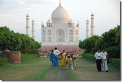 India 2010 - Agra , Taj Mahal , desde el rio , 17 de septiembre   05