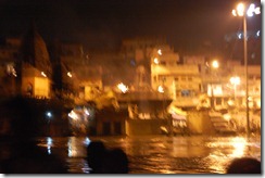 India 2010 -Varanasi  ,  paseo  nocturno  - 20 de septiembre   10