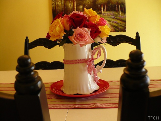 [Rosesinpitcher[5].jpg]