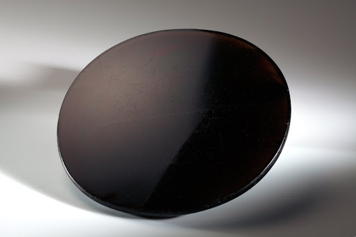 Obsidian Mirror - Culture Jama-Coaque — Google Arts & Culture