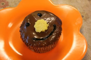 Pineapple Upside-Down Cupcakes
