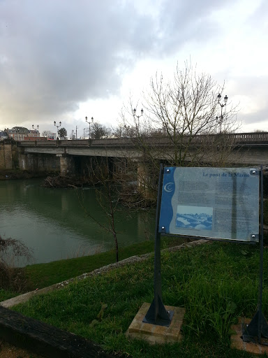 Le Pont De La Marne