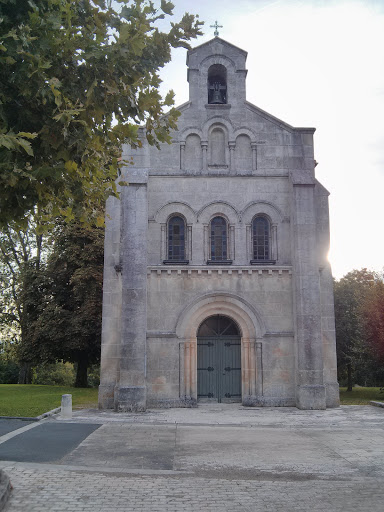 Église De Boutiers 