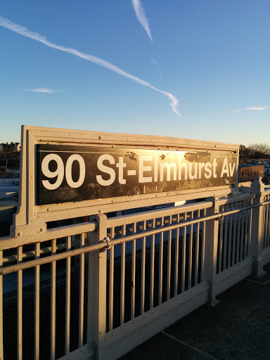 90th St-Elmhurst Avenue Station