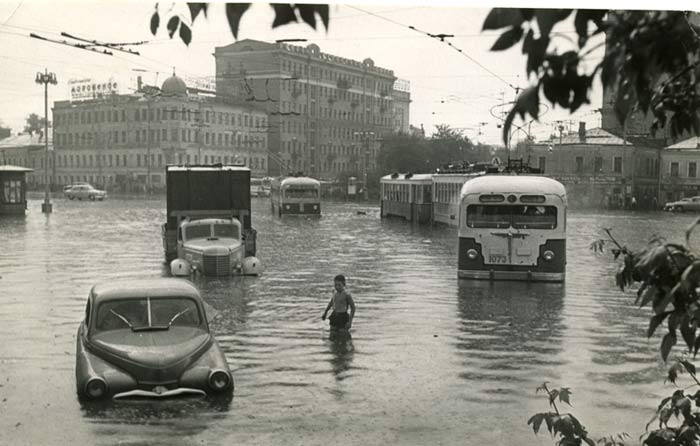 [0_1f2d_ae3cefdd_XL.jpg]