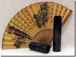 Chinese_Hand_Fan_With_Antique_like_Box_Gift