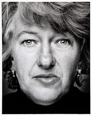 Portret van Ieteke Vos, huisvrouw - geboren te Woudrichem, 1949