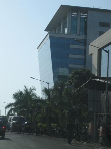[Mumbai 009[3].jpg]