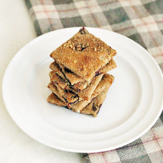 cranberry walnut crackers