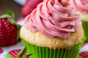 Perfect Vanilla Cupcakes with Strawberry Frosting