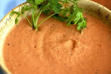 Recipe: Creamy Vegan Cashew Tomato Soup