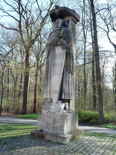 Generalfeldmarschall Graf von Waldersee Denkmal
