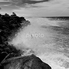 splash by Ully Zoelkarnain - Landscapes Beaches