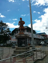  Statue 