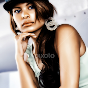 CHAMUD by Uky Al-boneh - People Body Parts