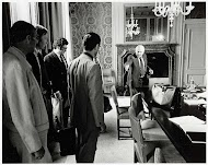 Den Uyl met onderhanderlaars