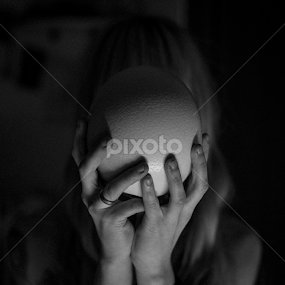 by Alis La Luna - Black & White Portraits & People