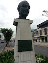Busto Eduardo Arosemena Gomez