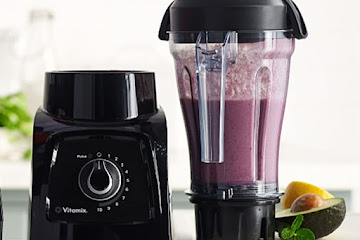 Mixed Berry-Yogurt Smoothie