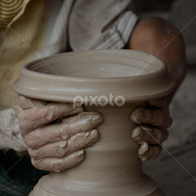 by Rakesh Sharma - Artistic Objects Cups, Plates & Utensils