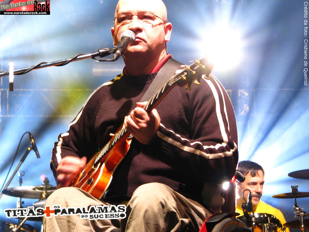 [ParalamaseTitas_nrdr6 cópia[10].jpg]