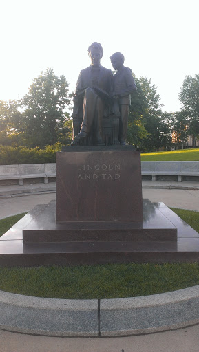 Abraham Lincoln & Son Tad