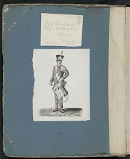 Dekblad van album met adresnotitie en voorstelling van een soldaat