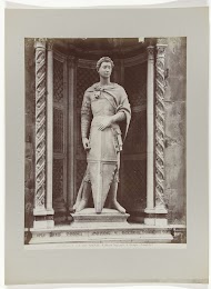 Sculptuur van Heilige Joris