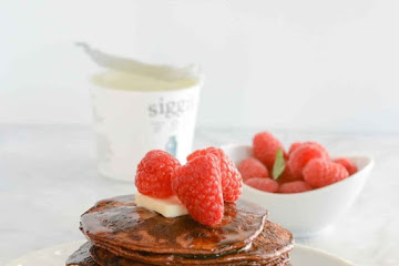 Gluten Free Chocolate Protein Pancakes