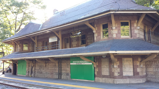 Newton Highlands Railroad Station