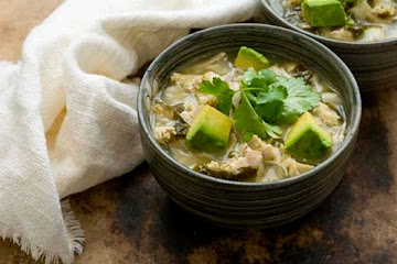 Chicken posole verde (chicken pozole verde)