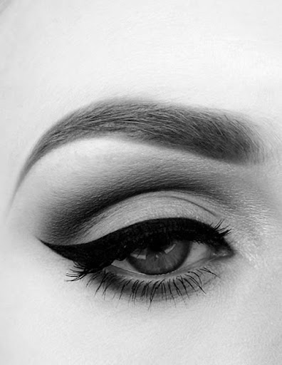 eye liner in new styles