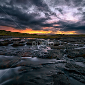 Icelandic sunset by Luca Mondini - Landscapes Sunsets & Sunrises