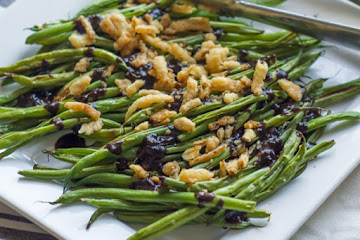 Roasted Green Beans with Creamy Cranberry Balsamic