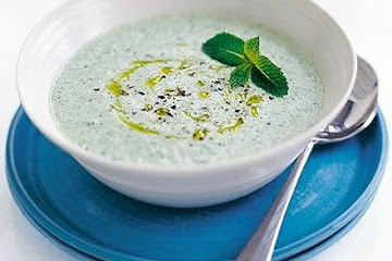 Fragrant cucumber & yogurt soup