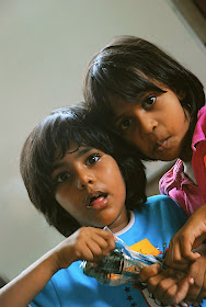 http://lh6.ggpht.com/dorischua/SM9IQ-JTp0I/AAAAAAAADNg/yBkiyVrJ4dI/s512/DSC_0236.JPG