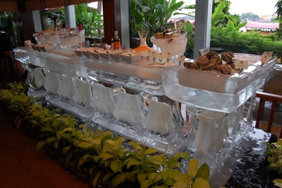 ice table for fresh seafood