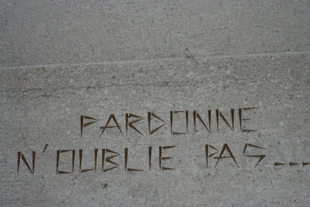 [Paris2253.jpg]