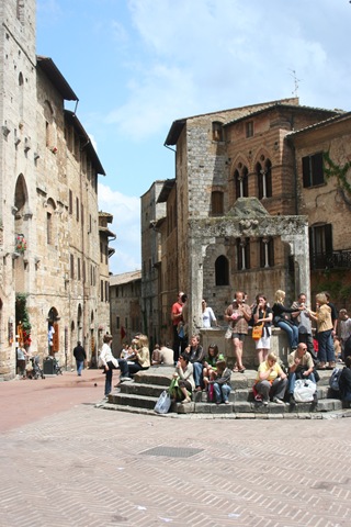 [SanGimignano0355.jpg]