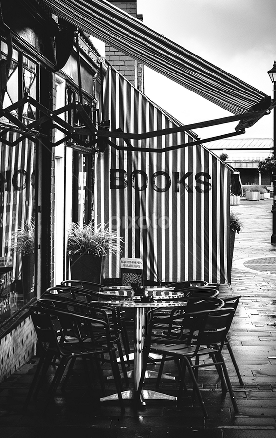 Morning scene by Lisa Davies - City,  Street & Park Street Scenes