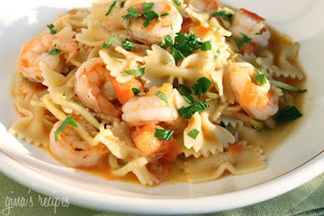 Shrimp and Zucchini with Bowties in Light Tomato Sauce