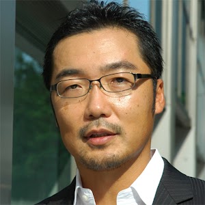 上杉隆の40字で答えなさい.apk 1.0.0