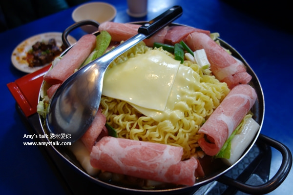 【食記】台南‧東區--老韓家韓式廚房吃部隊鍋