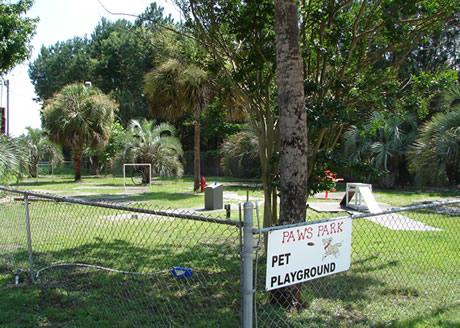 Escape to Sunshine: Your Florida Getaway at Green Acres RV Park